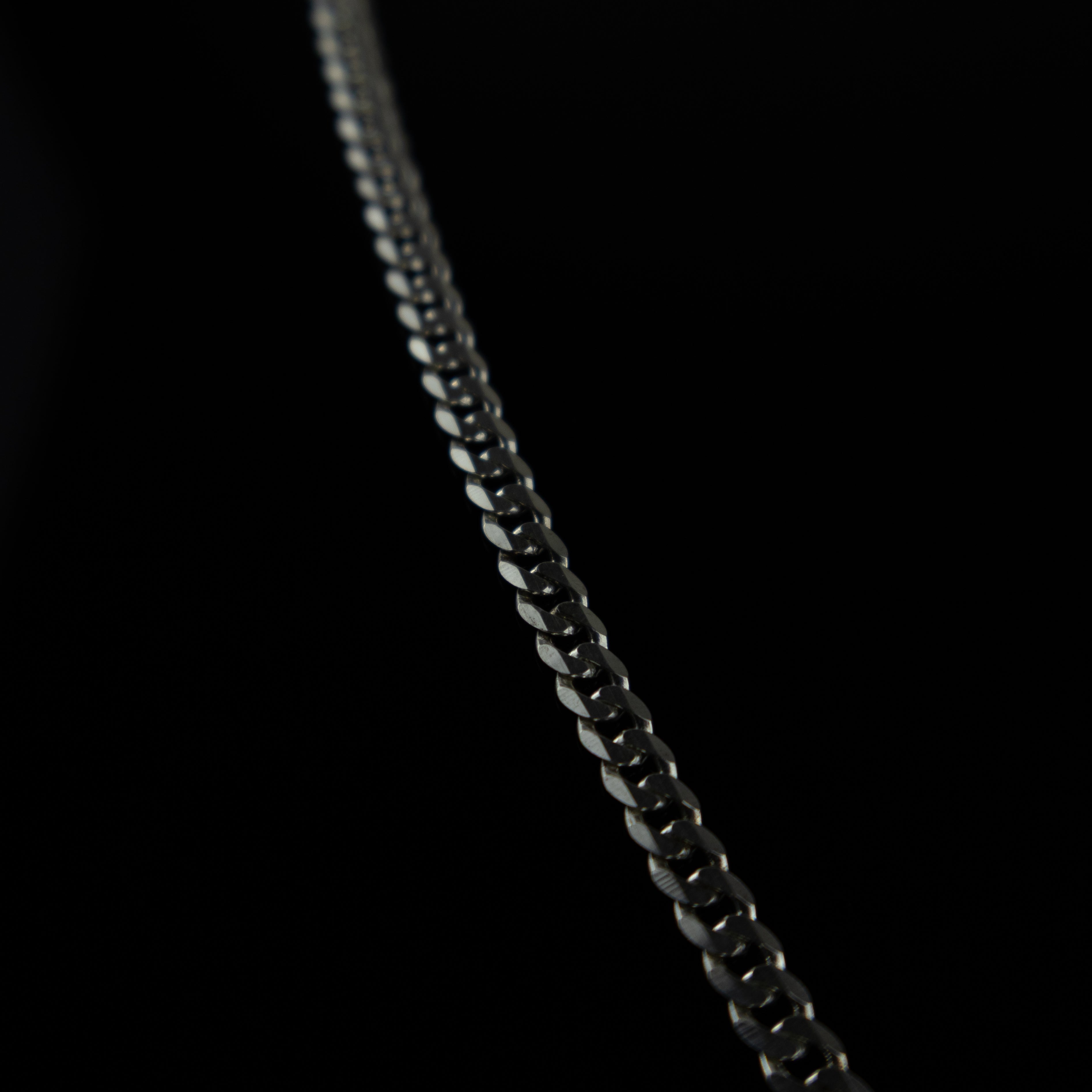 CADENA BARBADA DE 4 MILIMETROS