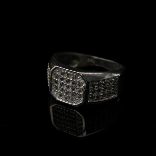 Anillo tre