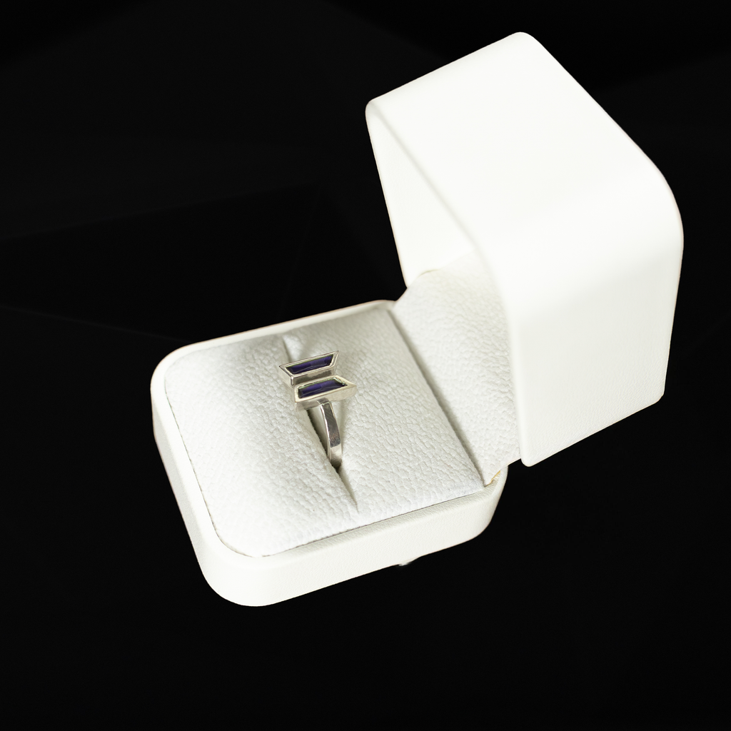 Anillo Trapezoide Violeta